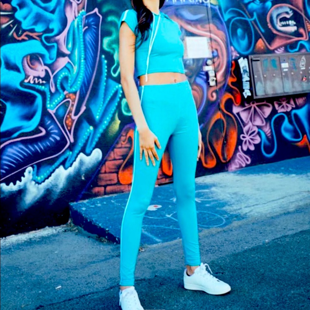 2 pcs Stretch Pant, Crop Top Hoodie